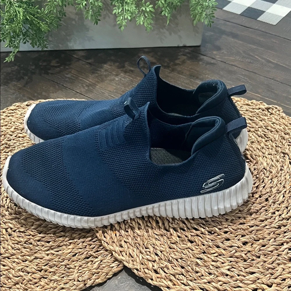 Skechers Men's Navy Blue Slip-On Sneakers air, cool‎ memory foam
